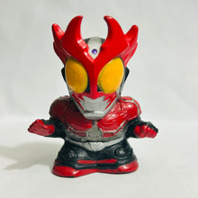 Cargar imagen en el visor de la galería, Kamen Rider Agito - Burning Form - Trading Figure
