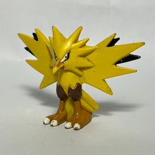 Load image into Gallery viewer, Pokémon - Zapdos - Trading Figure - Monster Collection
