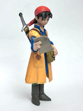 Cargar imagen en el visor de la galería, Dragon Quest VIII Sora to Umi to Daichi to Norowareshi Himegimi - Shujinkou - DQ Characters Gallery
