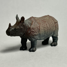 Load image into Gallery viewer, Indian Rhinoceros (Mother and Calf) - Trading Figure - Miniature (4)
