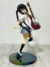 Load image into Gallery viewer, K-ON!! - Nakano Azusa - PM Figure - Guitar Elite
