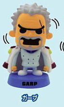 Cargar imagen en el visor de la galería, One Piece - Monkey D. Garp - Trading Figure
