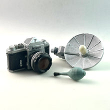 Cargar imagen en el visor de la galería, Nikon Corporation / Nikon F - Miniature - Trading Figure - Silver
