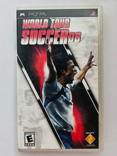 Cargar imagen en el visor de la galería, World Tour Soccer 06 - PSP - PlayStation Portable - NTSC - Box &amp; Manual (UCUS-98631)
