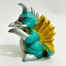 Load image into Gallery viewer, Gojira vs. Gigan - Gigan - Finger Puppet - SD Figure
