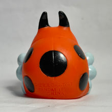 Load image into Gallery viewer, Pokémon - Rediba / Ledyba - Finger Puppet (PKII)
