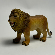 Load image into Gallery viewer, Lion Family (A) - Trading Figure - Miniature (8)
