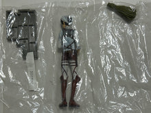Load image into Gallery viewer, Shingeki no Kyojin - Eren Yeager - DXF Figure - Cleaning ver.

