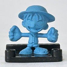 Cargar imagen en el visor de la galería, One Piece - Monkey D. Luffy - Eraser Figure with Base
