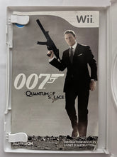 Cargar imagen en el visor de la galería, 007: Quantum of Solace - Nintendo Wii / Wii U - NTSC - Box &amp; Manual (RVL-RJ2E-USA)

