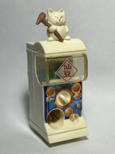 Cargar imagen en el visor de la galería, Dragon Ball Z - Karin - Gashapon Toy
