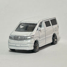 Cargar imagen en el visor de la galería, Toyota Alphard - Diecast Mini Car - White
