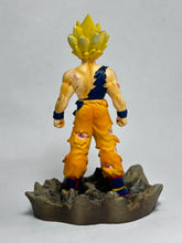 Cargar imagen en el visor de la galería, Dragon Ball Z - Son Goku SSJ - Figure - Version B - DBC1
