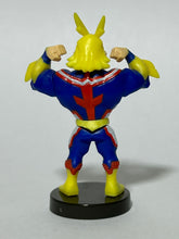 Cargar imagen en el visor de la galería, Boku no Hero Academia - All Might - Choco Egg MHA Figure

