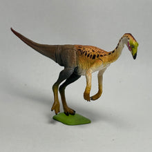 Cargar imagen en el visor de la galería, Struthiomimus altus - Trading Figure - Miniature (033)
