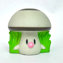 Cargar imagen en el visor de la galería, Pocket Monsters Best Wishes! - Tamagetake / Foongus - Pokémon Kids BW ~ Janovy Hen ~
