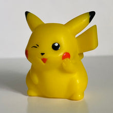 Cargar imagen en el visor de la galería, Pokémon - Pikachu - Finger Puppet
