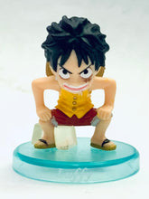 Cargar imagen en el visor de la galería, One Piece - Monkey D. Luffy - OP Collection Showdown! Pirates vs Marines! (FC16)
