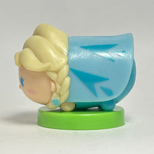 Cargar imagen en el visor de la galería, Disney Tsum Tsum - Elsa - Trading Figure - Choco Egg (128)

