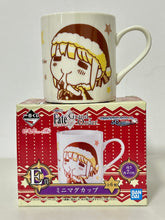 Cargar imagen en el visor de la galería, Fate/Grand Order - Altria Pendragon - Jeanne d&#39;Arc (Alter) - Mug
