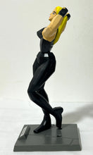 Load image into Gallery viewer, Virtua Fighter - Sarah Bryant - Trading Figure
