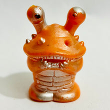 Cargar imagen en el visor de la galería, Ultra Q - Kanegon - Ultraman Series Finger Puppet - Kaiju - Monster - SD Figure (2)
