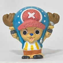 Cargar imagen en el visor de la galería, One Piece Chibi Colle Bag Part 7 - Landing on Fish-man Island!
