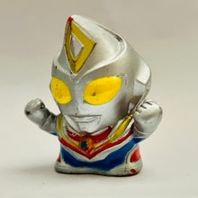 Cargar imagen en el visor de la galería, Ultraman Dyna (Flash Type) - Finger Puppet - SD Figure
