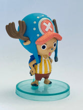 Cargar imagen en el visor de la galería, One Piece Film - Tony Tony Chopper - Trading Figure
