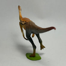 Cargar imagen en el visor de la galería, Struthiomimus altus - Trading Figure - Miniature (033)
