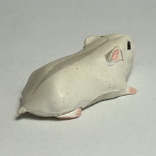 Cargar imagen en el visor de la galería, Djungarian Hamster - Trading Figure - Miniature - 048 P24-B
