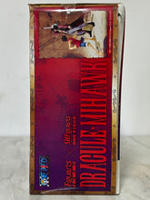 Cargar imagen en el visor de la galería, One Piece - Dracule Mihawk - Figuarts ZERO
