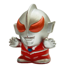 Cargar imagen en el visor de la galería, Ultra Galaxy Legend Gaiden: Ultraman Zero vs. Darklops Zero - Imit-Ultraman - Finger Puppet - SD Figure
