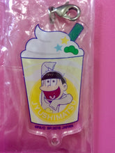 Load image into Gallery viewer, Osomatsu-san - Matsuno Jyshimatsu - Connected Acrylic Charm
