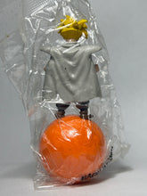 Cargar imagen en el visor de la galería, Dragon Ball Z - Son Gohan SSJ - Pencil Cap with Figure

