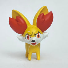Cargar imagen en el visor de la galería, Pokémon - Fennekin - Mini Figure
