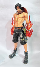 Cargar imagen en el visor de la galería, One Piece - Portgas D. Ace - Master Stars Piece - Hiken no Ace ver.
