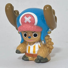 Cargar imagen en el visor de la galería, One Piece - Tony Tony Chopper - Soft Vinyl Doll
