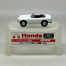 Load image into Gallery viewer, Honda S800 - 1/100 Scale Vehicle - White ver.
