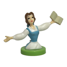 Cargar imagen en el visor de la galería, Beauty and the Beast - Belle - Trading Figure - Choco Egg (121)
