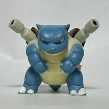 Cargar imagen en el visor de la galería, Pokémon - Blastoise - Mini Figure
