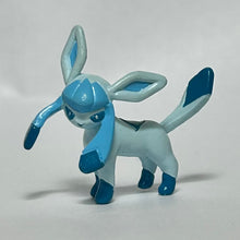 Cargar imagen en el visor de la galería, Pokémon DP - Glaceon - Mini Figure
