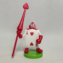 Cargar imagen en el visor de la galería, Alice in Wonderland - The Playing Cards - Trading Figure - Choco Egg
