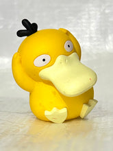 Cargar imagen en el visor de la galería, Pocket Monsters - Koduck / Psyduck - Pokémon Waza Snap Iroiro na Waza
