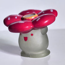 Cargar imagen en el visor de la galería, Pokémon - Vileplume / Ruffresia - Finger Puppet - Clear ver.
