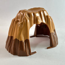 Load image into Gallery viewer, Thomas &amp; Friends Go! Go! Worldwide Adventure - 15. Iwayama Rocky Mountain Tunnel
