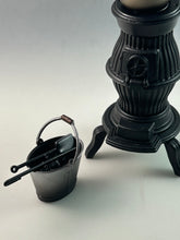 Cargar imagen en el visor de la galería, Daruma Stove - Miniature - Trading Figure
