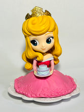 Load image into Gallery viewer, Sleeping Beauty - Princess Aurora - Q Posket Sugirly Disney Characters
