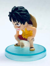 Cargar imagen en el visor de la galería, One Piece - Monkey D. Luffy - OP Collection Showdown! Pirates vs Marines! (FC16)
