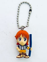 Cargar imagen en el visor de la galería, One Piece - Nami - Mascot Keychain
